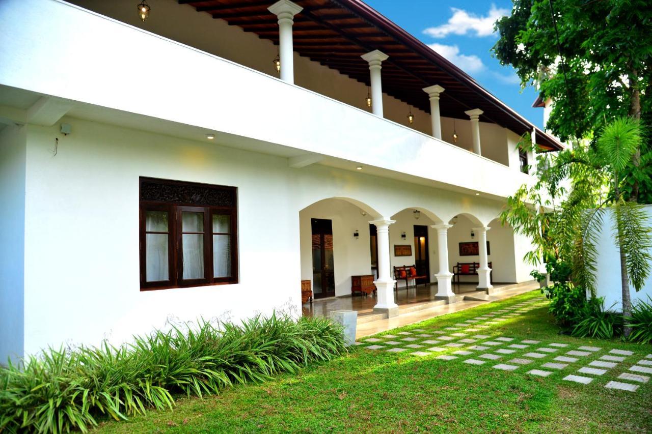 Boutique Villa Shanthi Hikkaduwa Buitenkant foto