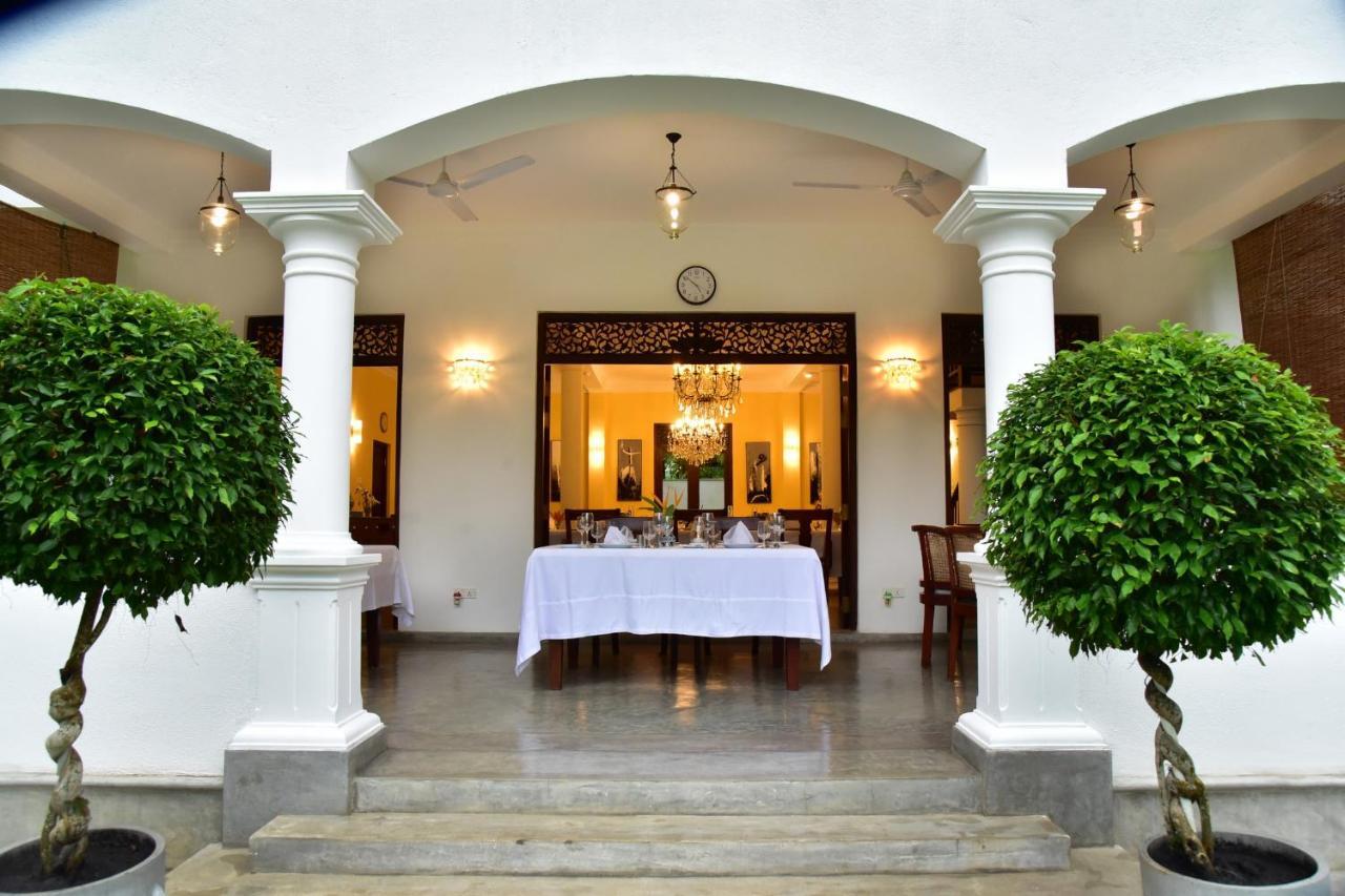 Boutique Villa Shanthi Hikkaduwa Buitenkant foto