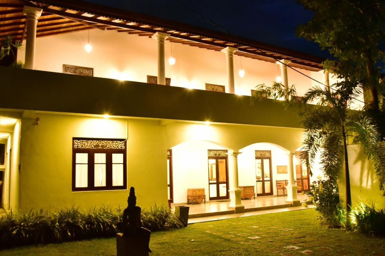 Boutique Villa Shanthi Hikkaduwa Buitenkant foto