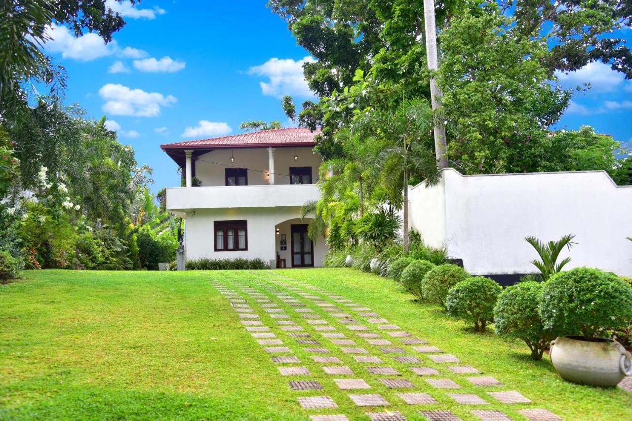 Boutique Villa Shanthi Hikkaduwa Buitenkant foto