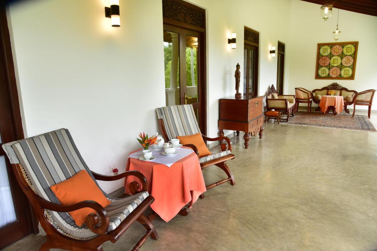 Boutique Villa Shanthi Hikkaduwa Buitenkant foto